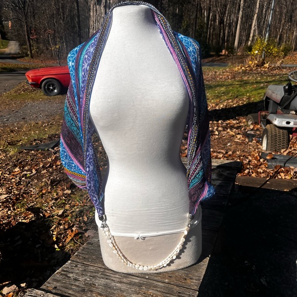 BEADED BEAUTIFUL MULTICOLORED PALM LEAF HEAD SCARF WRAP SHOULDER WRAP HEAD WRAP - Picture 1 of 7